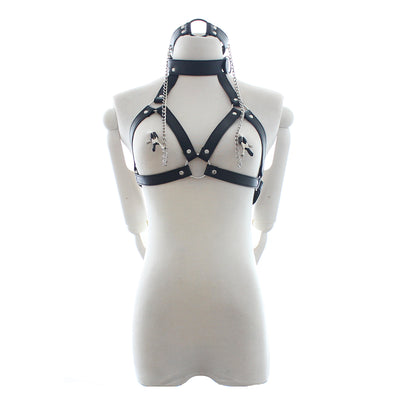 Melda - Harness, Bondage Strap BH, Halsband, Knebel, Nippelklemmen